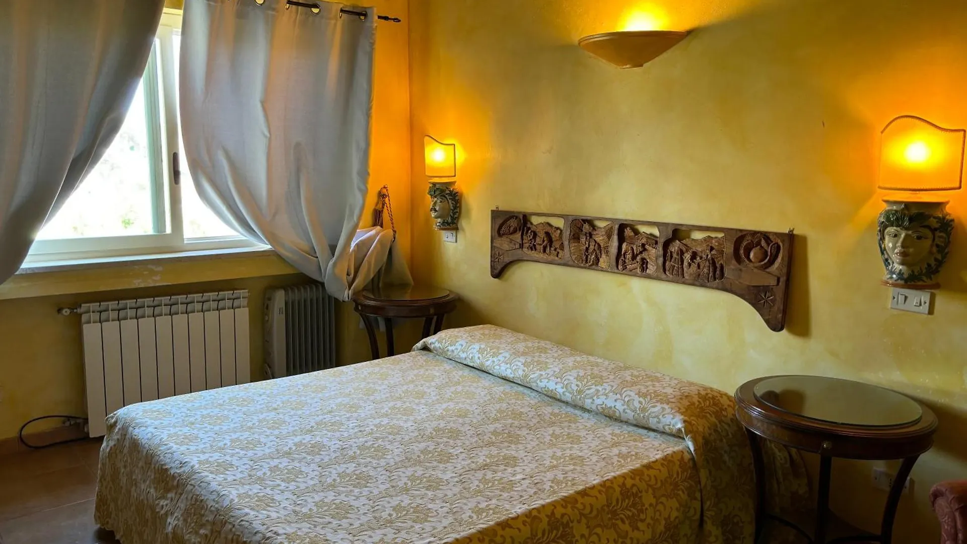 Ciuci'S Manor Villa Aragona Italy
