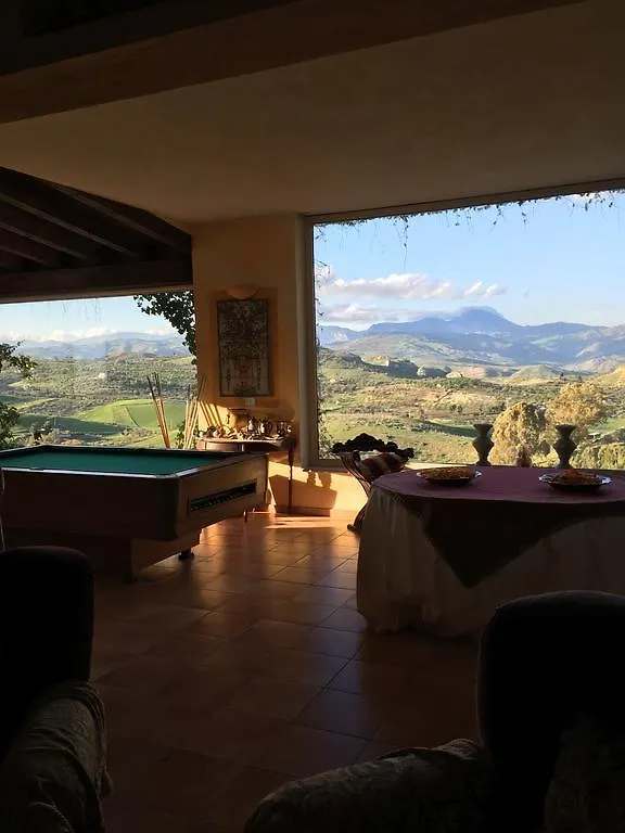 Ciuci'S Manor Villa Aragona 0*,  Italy